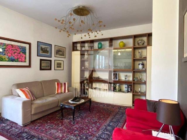 Appartamento in vendita a Treviglio, Lombardia