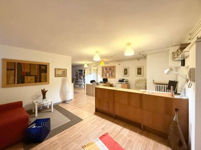 Appartamento in vendita a Treviglio, Lombardia