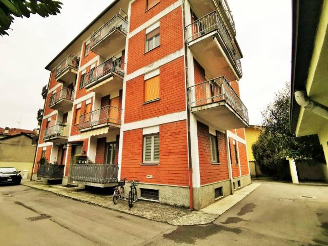 Appartamento in vendita a Treviglio, Lombardia