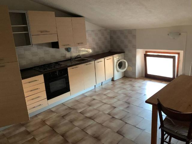 Appartamento in vendita a Treviglio, Lombardia