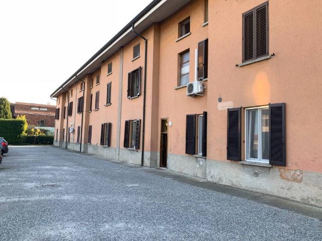 Appartamento in vendita a Treviglio, Lombardia