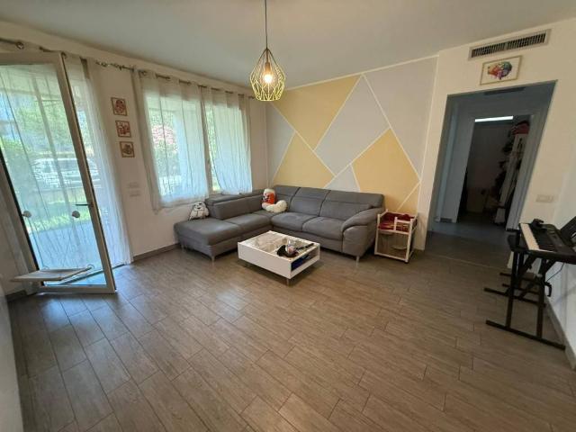 Appartamento in vendita a Treviglio, Lombardia
