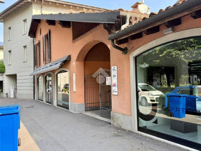Appartamento in vendita a Treviglio, Lombardia