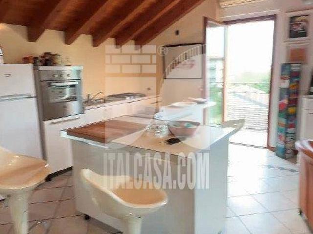 Appartamento in vendita a Treviglio, Bergamo