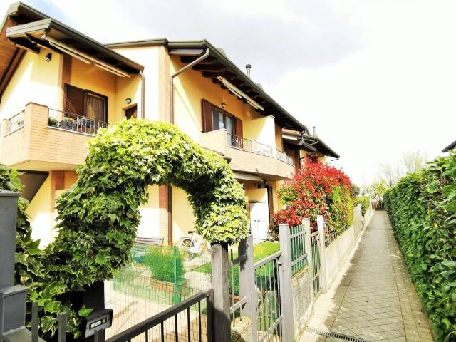 Appartamento in vendita a Treviglio, Lombardia