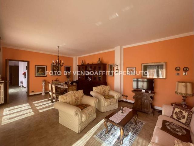 Appartamento in vendita a Treviglio, Lombardia