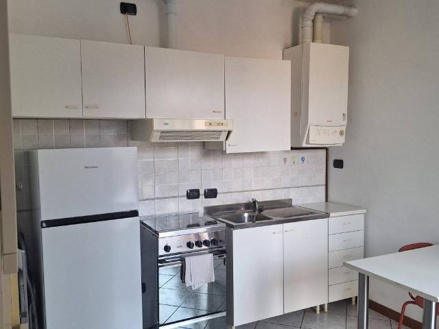 Appartamento in vendita a Treviglio, Lombardia