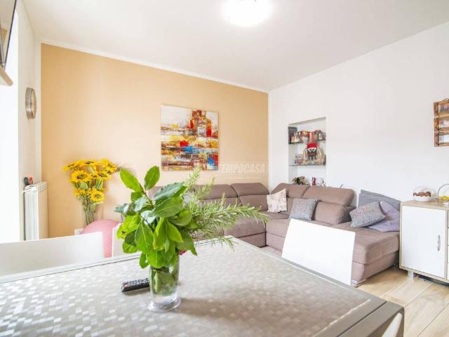 Appartamento in vendita a Treviglio, Lombardia