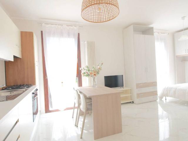Appartamento in vendita a Treviglio, Lombardia