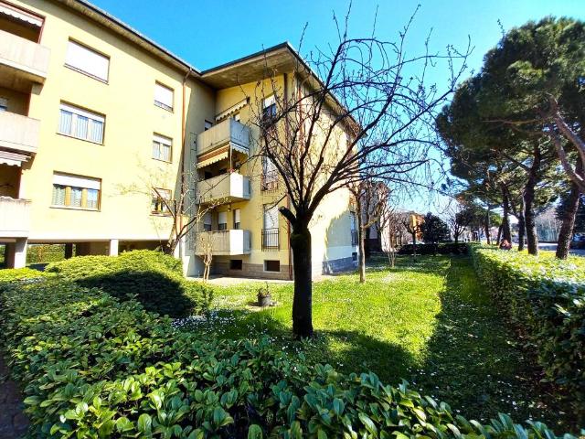 Appartamento in vendita a Treviglio, Lombardia