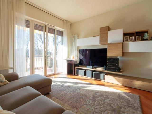 Appartamento in vendita a Treviglio, Lombardia