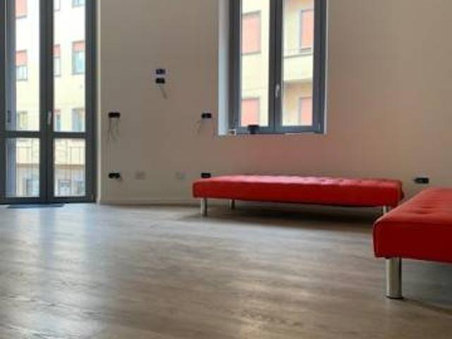 Appartamento in vendita a Treviglio, Lombardia