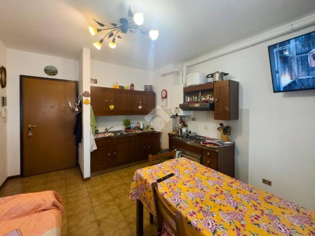 Appartamento in vendita a Treviglio, Lombardia