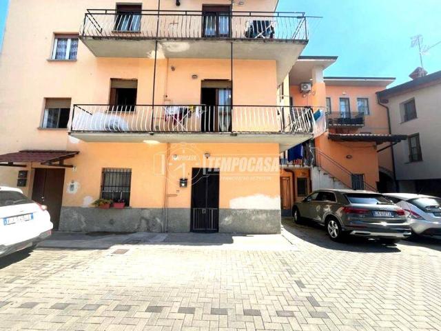 Appartamento in vendita a Curnasco, Treviolo