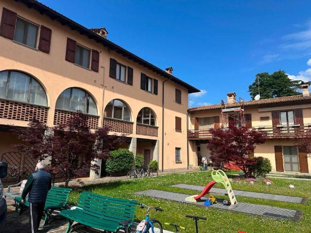 Appartamento in vendita a Roncola, Treviolo