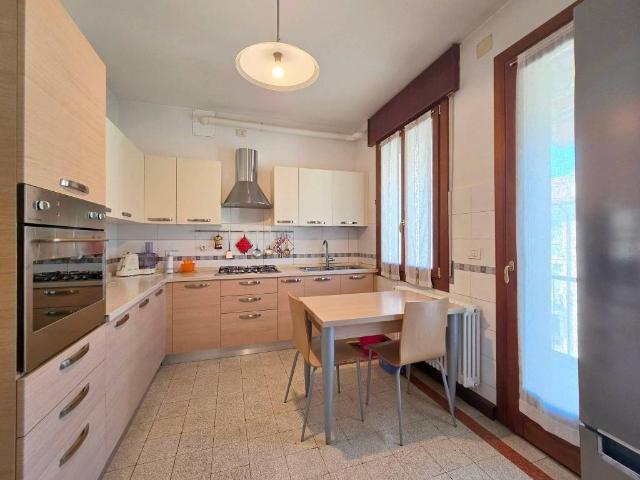 Appartamento in vendita a Treviso, Veneto