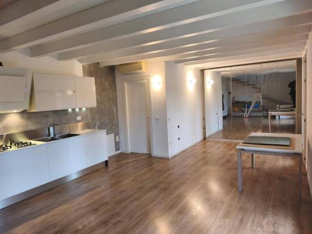 Appartamento in vendita a Treviso, Veneto