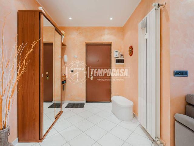 Appartamento in vendita a Isola Rosa, Trezzano Sul Naviglio