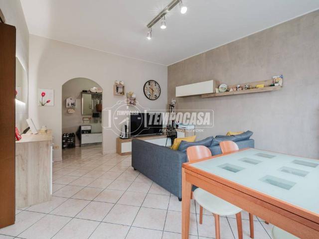 Appartamento in vendita a Trezzano Sul Naviglio, Lombardia