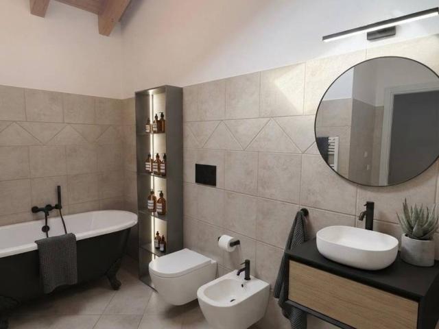 Appartamento in vendita a Cascina Nuova Inferiore, Trezzano Sul Naviglio