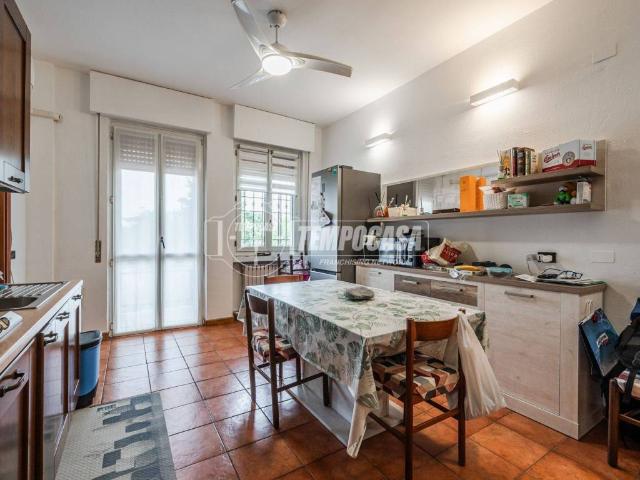 Appartamento in vendita a Isola Rosa, Trezzano Sul Naviglio