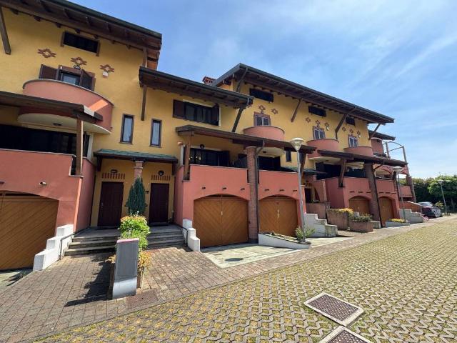 Appartamento in vendita a Trezzano Sul Naviglio, Lombardia