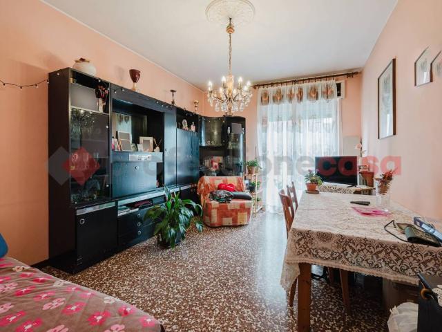 Appartamento in vendita a Quartiere Zingone, Trezzano sul Naviglio