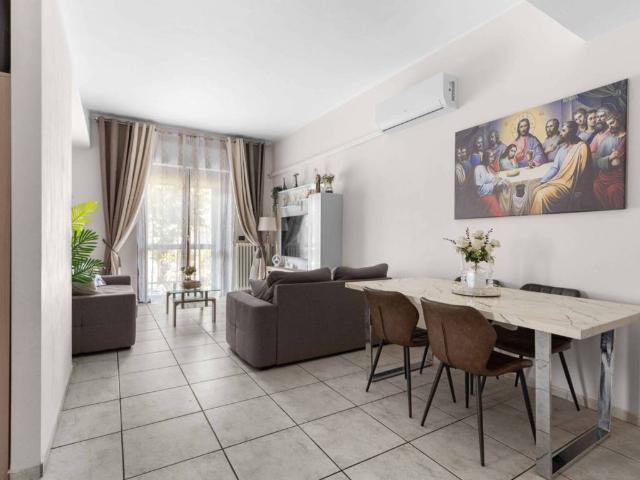 Appartamento in vendita a Isola Rosa, Trezzano Sul Naviglio