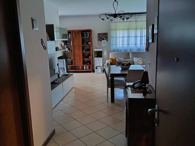 Appartamento in vendita a Quartiere Morona, Trezzano Sul Naviglio