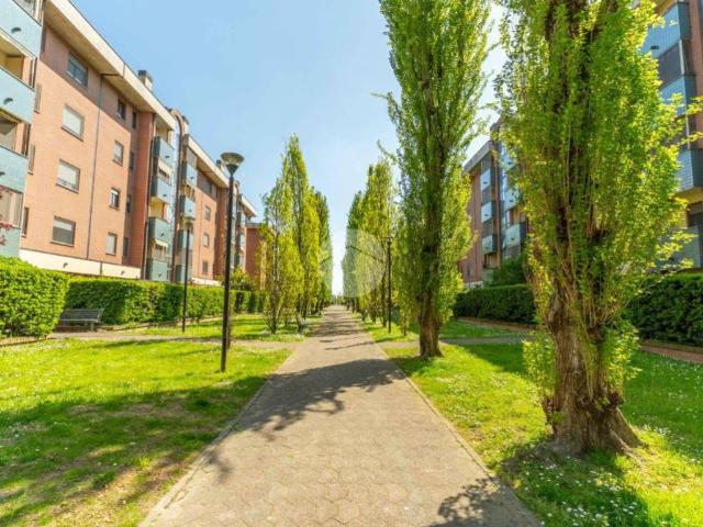 Appartamento in vendita a Trezzano Sul Naviglio, Lombardia