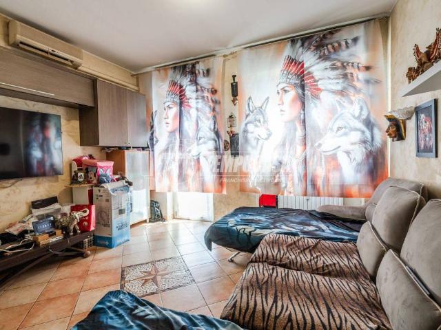 Appartamento in vendita a Loirano, Trezzano Sul Naviglio