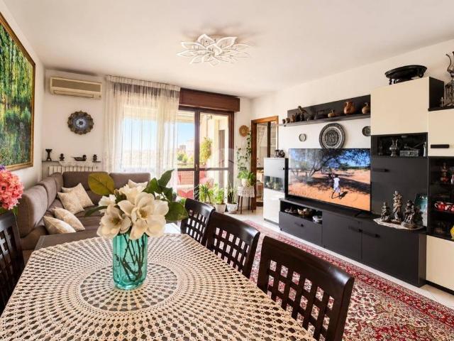 Appartamento in vendita a Quartiere TR4, Trezzano sul Naviglio