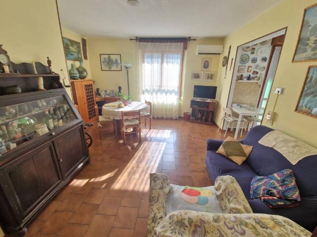 Appartamento in vendita a Quartiere TR2, Trezzano sul Naviglio