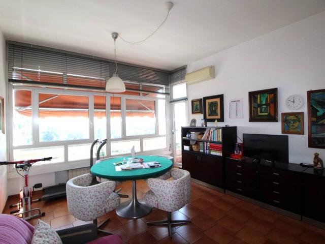 Appartamento in vendita a Trezzano Sul Naviglio, Lombardia