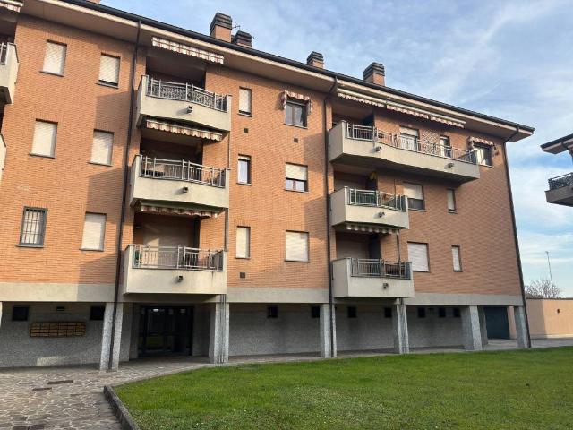 Appartamento in vendita a Tribiano, Lombardia
