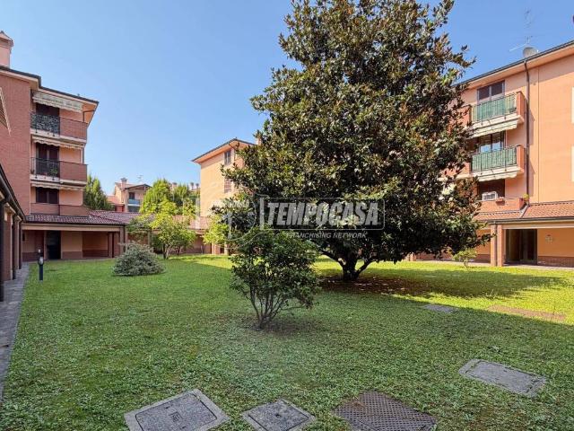 Appartamento in vendita a Tribiano, Lombardia
