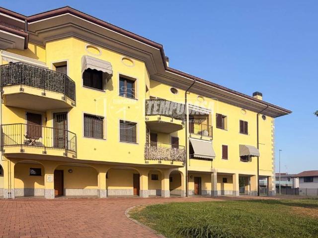 Appartamento in vendita a Tribiano, Lombardia