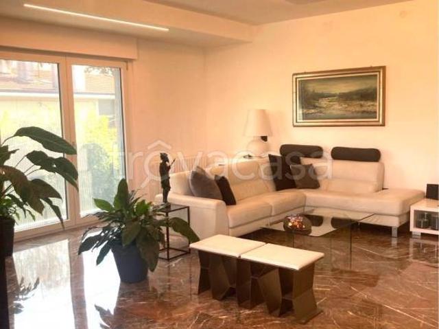 Appartamento in vendita a Tricesimo, Friuli-Venezia Giulia