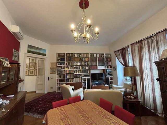Appartamento in vendita a Roiano-Gretta-Barcola-Cologna-Scorcola, Villa Opicina