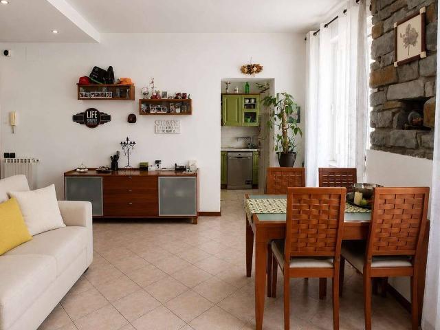 Appartamento in vendita a Città Nuova-Barriera Nuova-San Vito-Città Vecchia, Villa Opicina