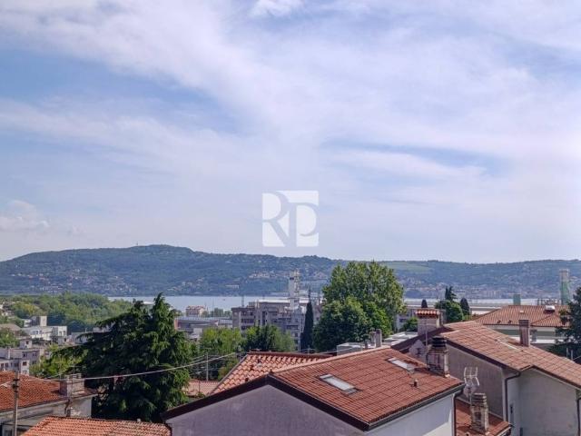 Appartamento in vendita a Servola-Chiarbola-Valmaura-Borgo San Sergio, Villa Opicina
