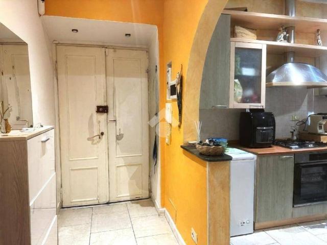 Appartamento in vendita a Barriera Vecchia, Trieste