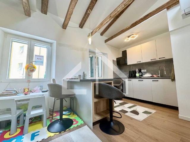 Appartamento in vendita a Barriera Vecchia-San Giacomo, Villa Opicina
