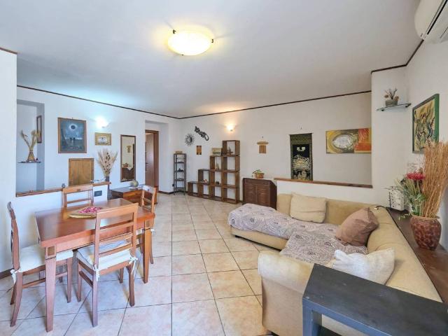 Appartamento in vendita a Barriera Vecchia-San Giacomo, Villa Opicina