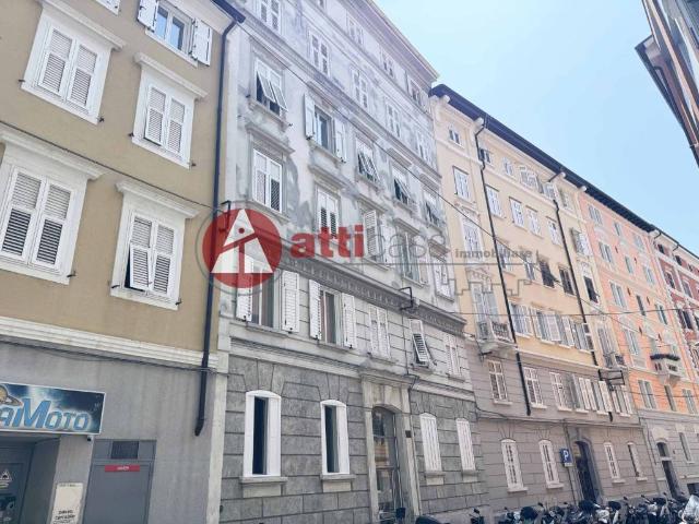 Appartamento in vendita a Roiano-Gretta-Barcola-Cologna-Scorcola, Villa Opicina