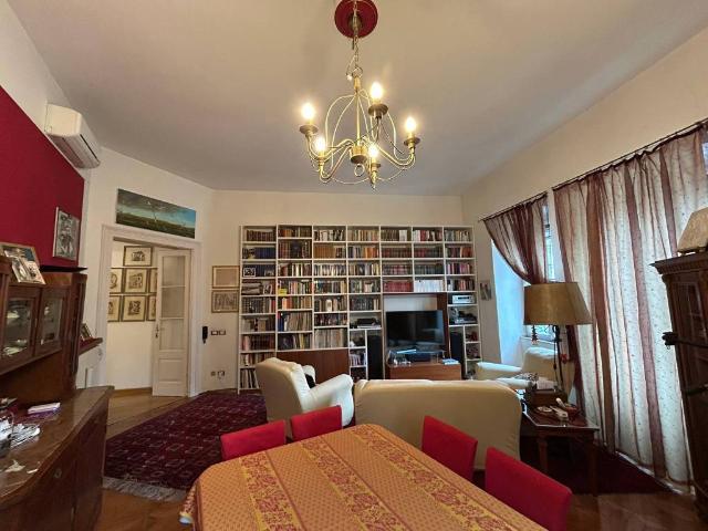 Appartamento in vendita a Roiano-Gretta-Barcola-Cologna-Scorcola, Villa Opicina