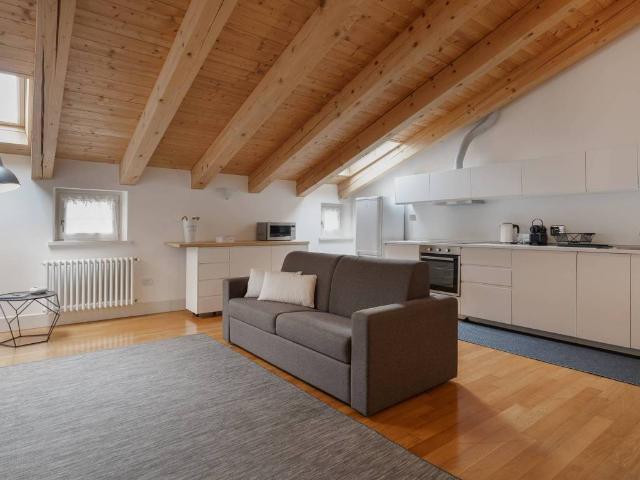 Appartamento in vendita a Città Nuova-Barriera Nuova-San Vito-Città Vecchia, Villa Opicina