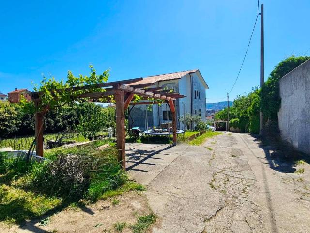 Appartamento in vendita a Servola-Chiarbola-Valmaura-Borgo San Sergio, Villa Opicina