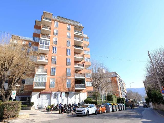 Appartamento in vendita a Servola-Chiarbola-Valmaura-Borgo San Sergio, Villa Opicina