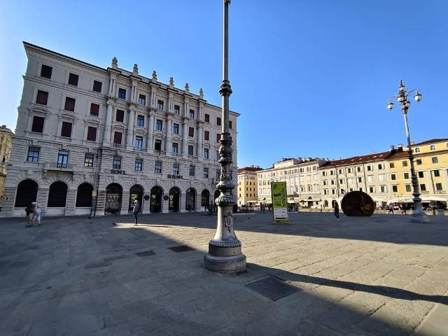 Appartamento in vendita a Borgo Teresiano, Trieste